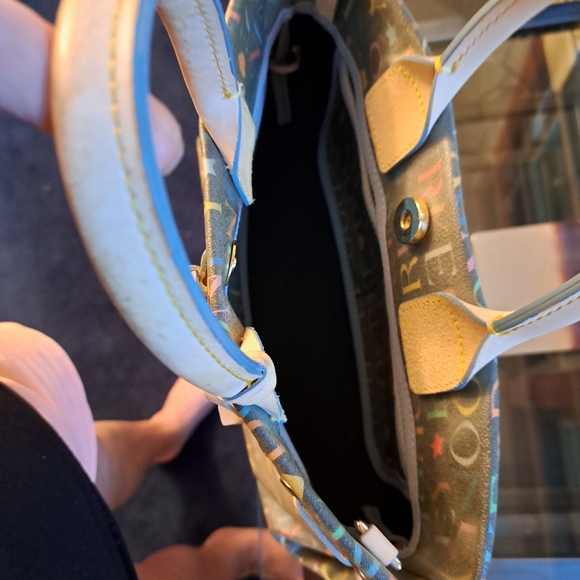 Y2K Dooney and Bourke Bag - Picture 5 of 9